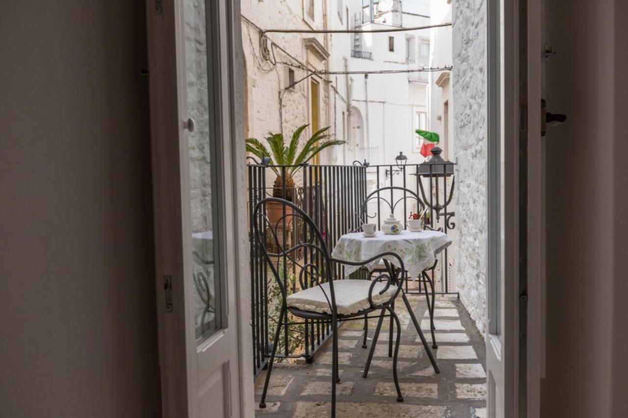 Da Concavo E Convesso Bed & Breakfast Locorotondo Ngoại thất bức ảnh