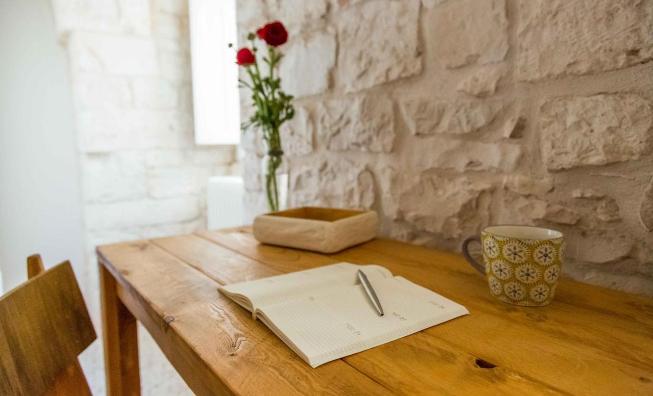 Da Concavo E Convesso Bed & Breakfast Locorotondo Ngoại thất bức ảnh